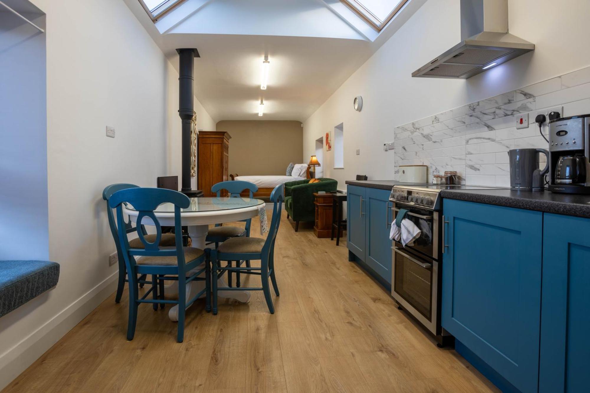 Tigin Apartment *
